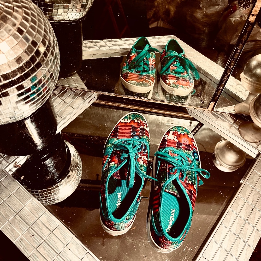 Floral tennis shoes